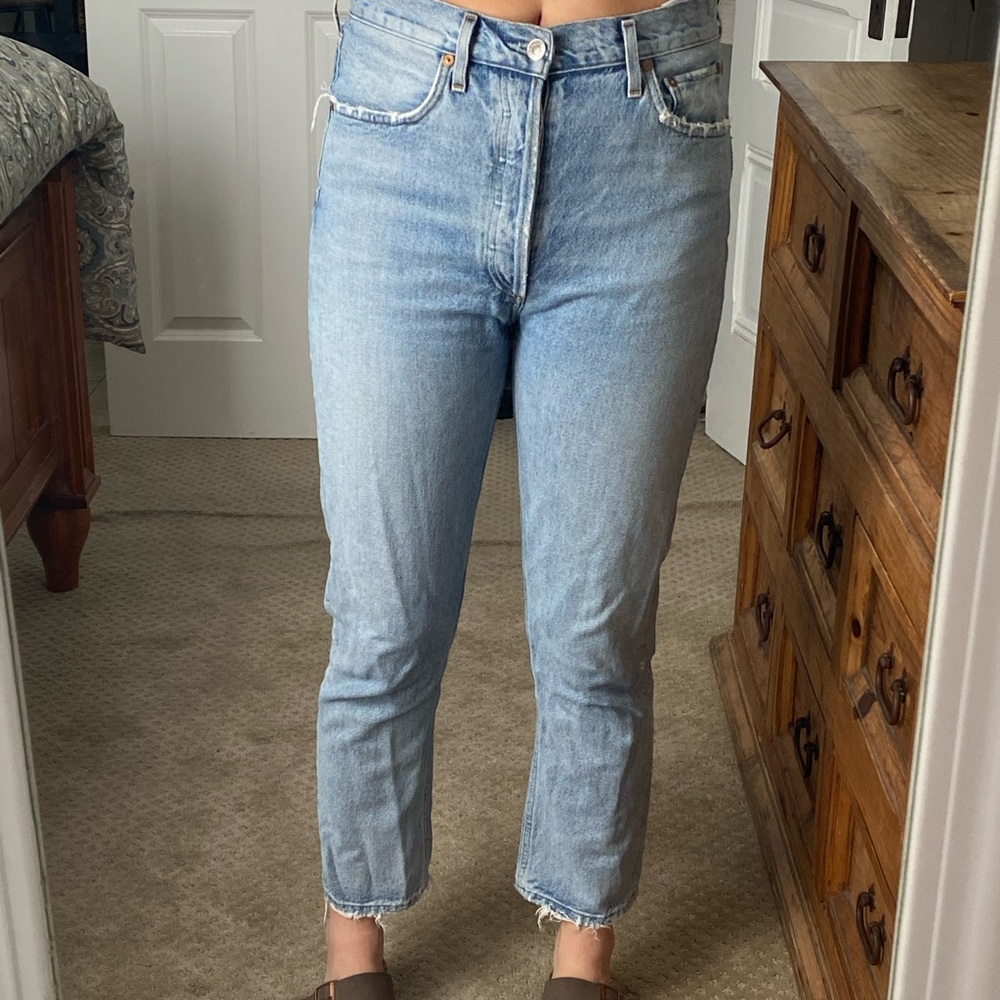 agolde size 29 straight jean 😋🤩💕